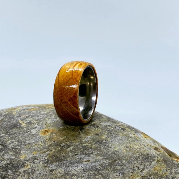 Oak Wood Whiskey Barrel Wood Ring - Picture 3 of 3